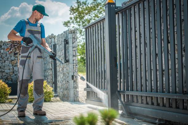 Best Pool Deck Cleaning in Deer Lodge, MT